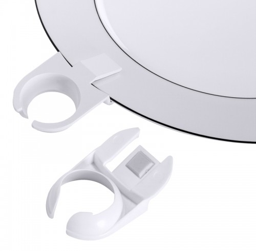 Support de verre sur assiette