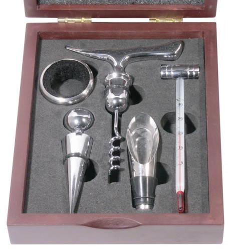 Set pour les accessoires de vin